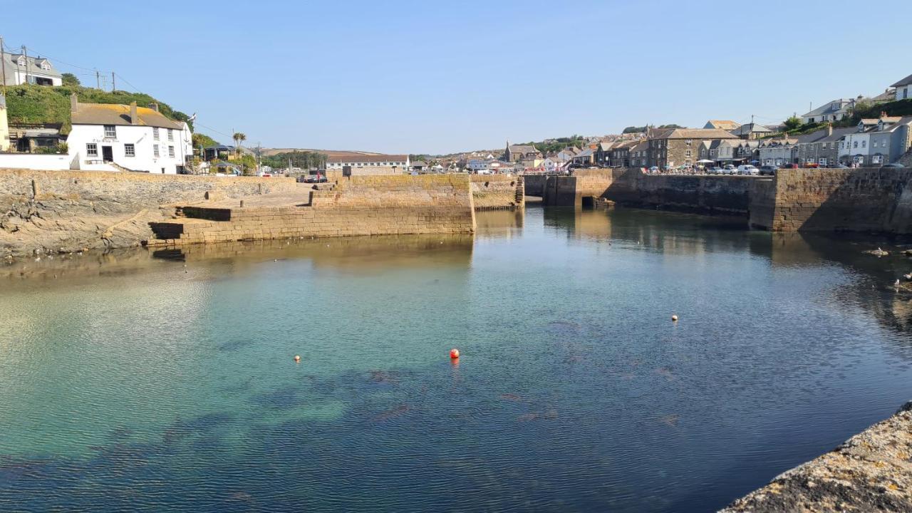 Sun Trap Apartment Porthleven Exterior photo